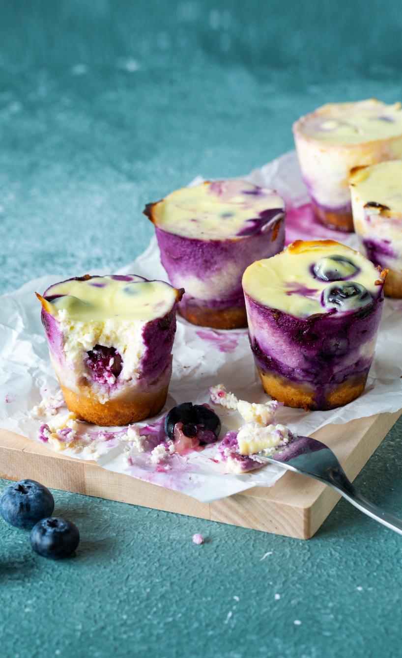Käsekuchenmuffins mit Blaubeeren